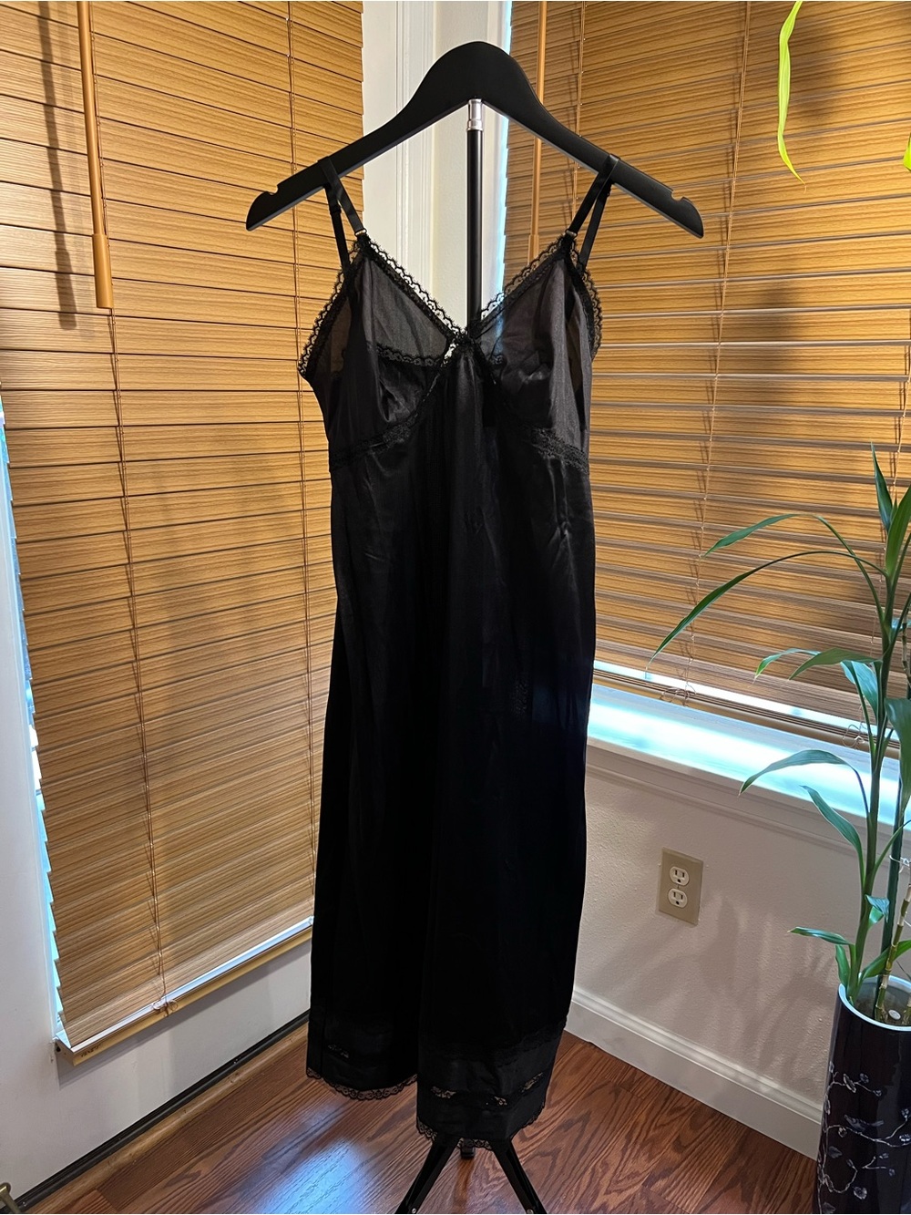 Vintage Black Lace Nylon Full Slip Dress | DuPont Antron III | Size 32